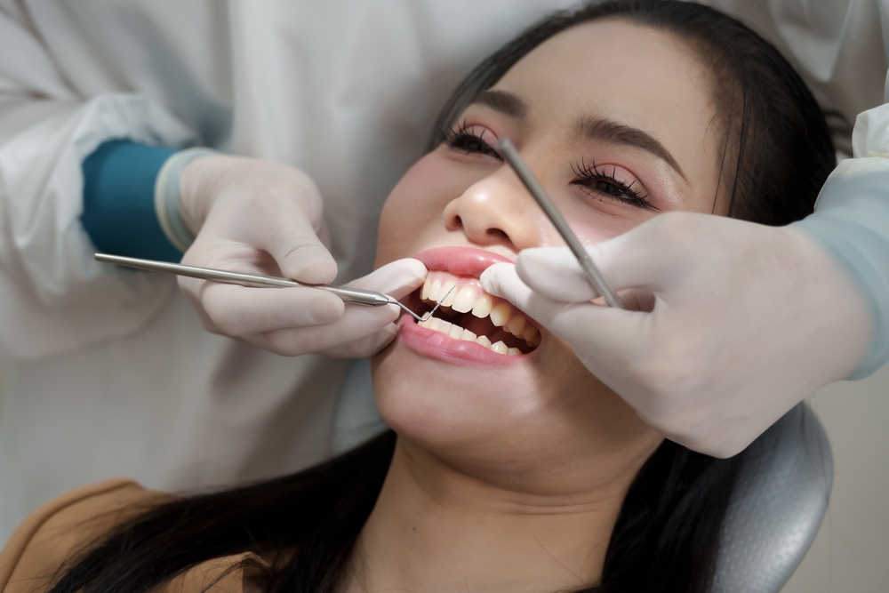 Kamień nazębny – skąd się bierze i jak mu przeciwdziałać?